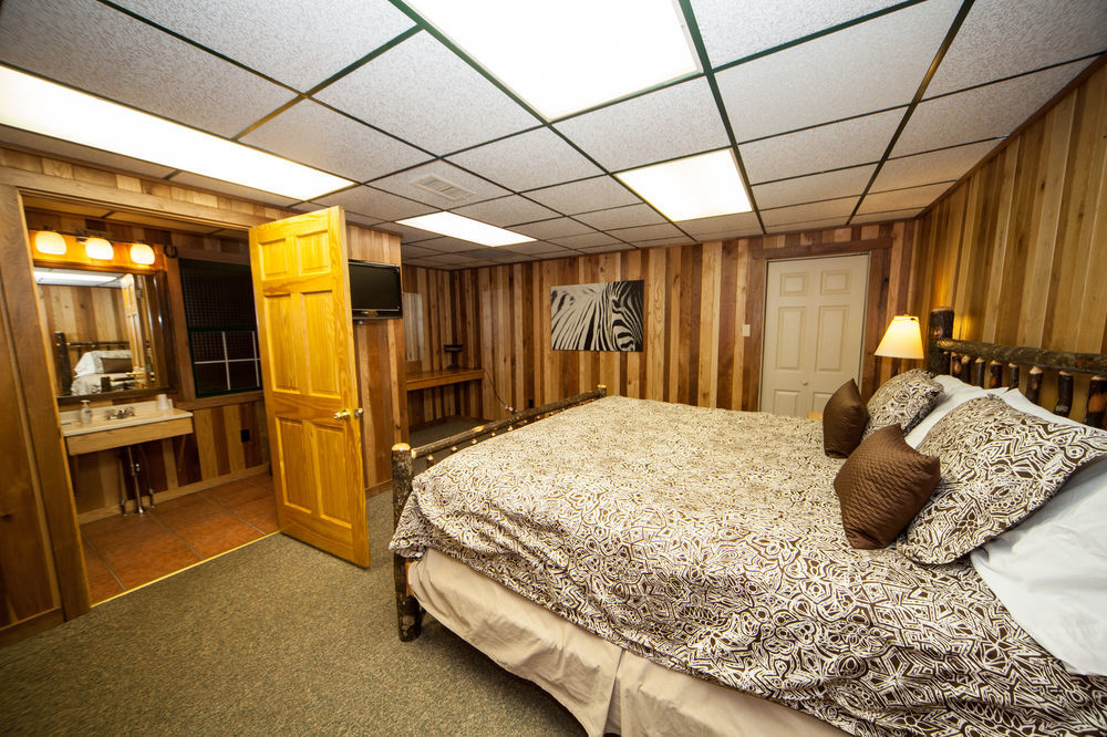Log Cabin Lodge & Suites Jones Mills Exterior foto